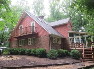 605 W Main St, Elkin, NC 28621