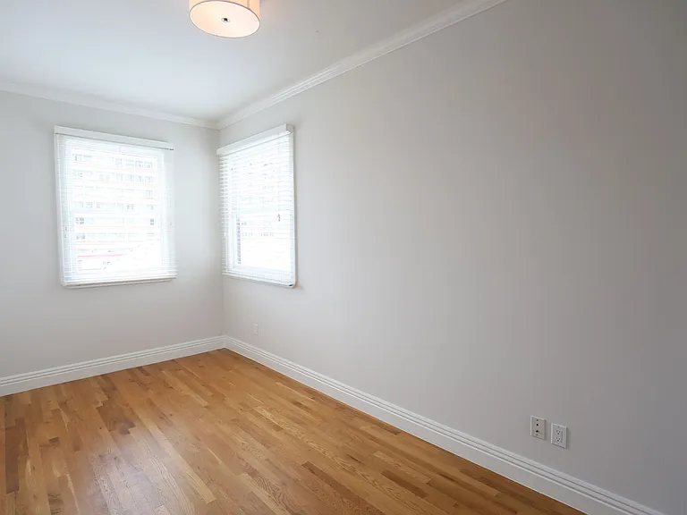 171 Montecito Ave #301 — Photo 7