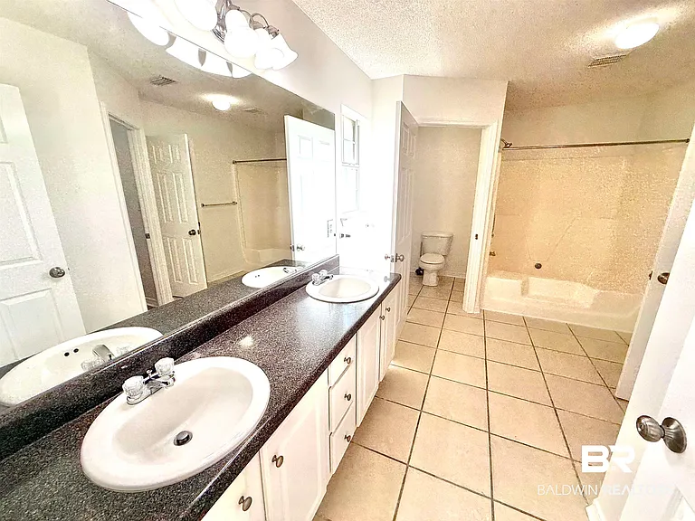 2482 W Ashford Park Dr — Photo 5
