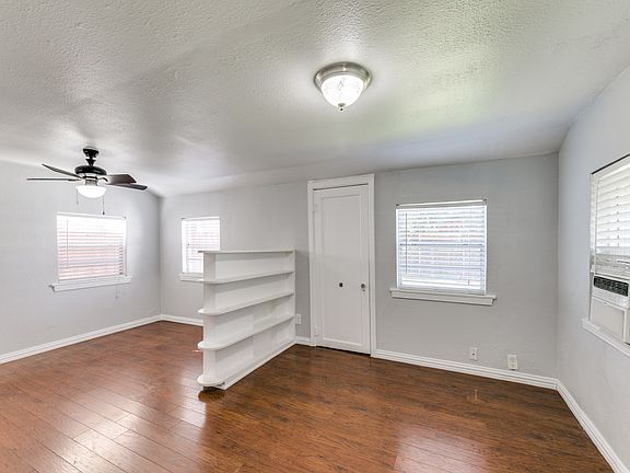 5th image of 5219 Denton Dr