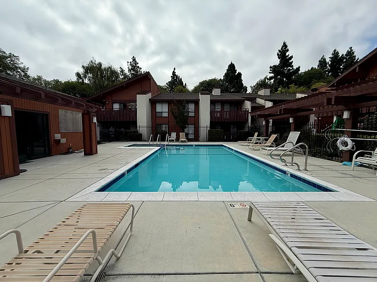 3370 Country Dr — Photo 2