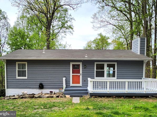 22 Lucke Way, Linden, VA 22642