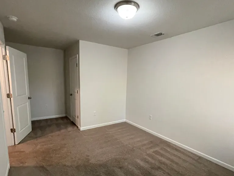 162 Barfield Way — Photo 7