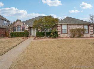 9919 E 123rd St S, Bixby, OK 74008