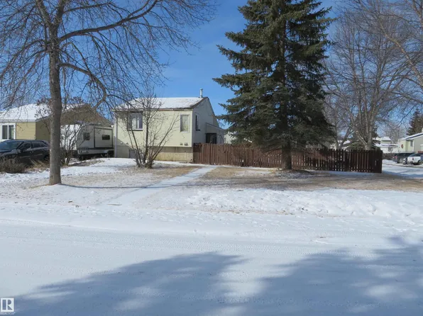 102 Chungo Cres, Devon, AB T9G 1V5