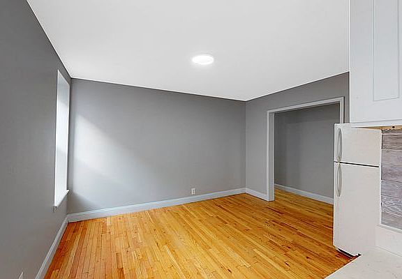 2nd image of 81 W 124th St APT 4