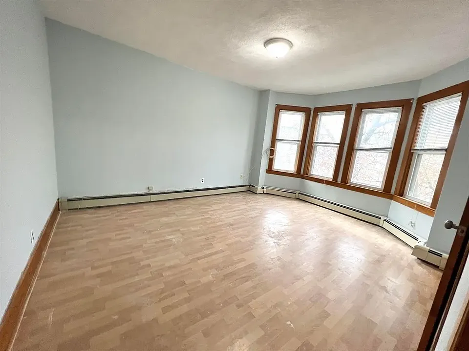 83-89 Webster Ave #2