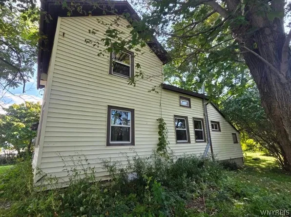 6262 Telephone Rd, Pavilion, NY 14525