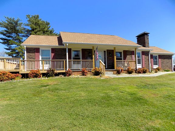 2nd image of 1424 Scenic Dr