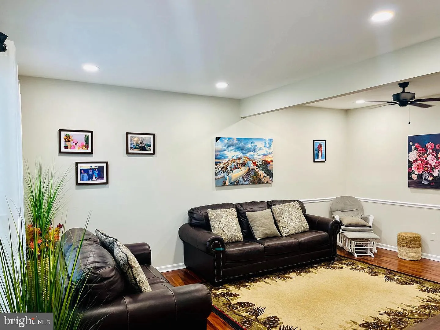 3 bed, 3.5 bath, 1840 sqft, $2,950 — Photo 2