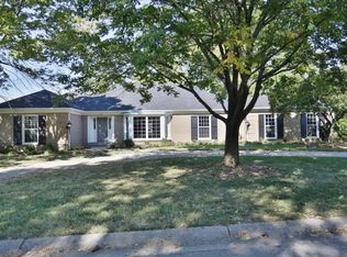 9109 Denington Dr, Hurstbourne, KY 40222