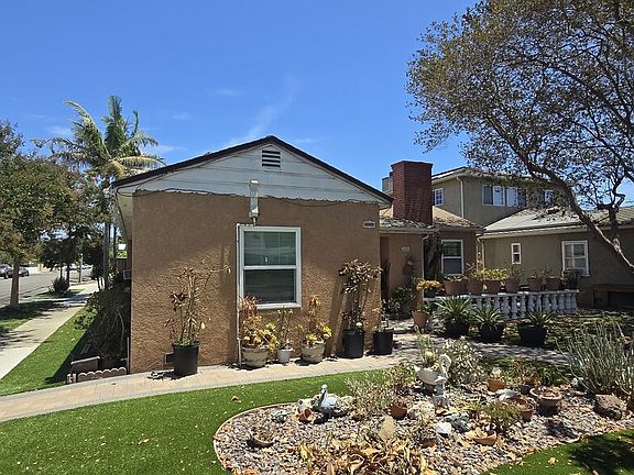 3rd image of 2690 Oregon Ave