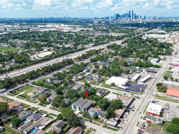 716 Zoe St, Houston, TX 77020