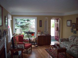 1136 Irene Rd, Lyndhurst, OH 44124