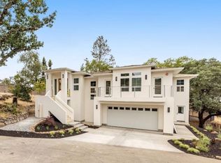 1932 Lyon Ct, Santa Rosa, CA 95403