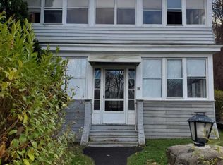 10 Elm St, Troy, NY 12180