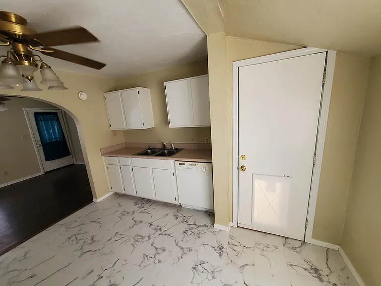 1414 NW Lincoln Ave — Photo 13