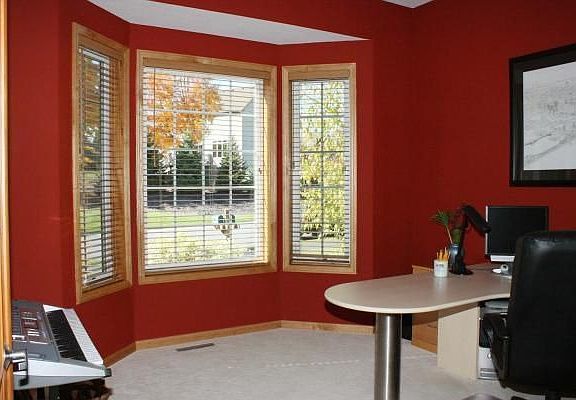 Main floor office/den