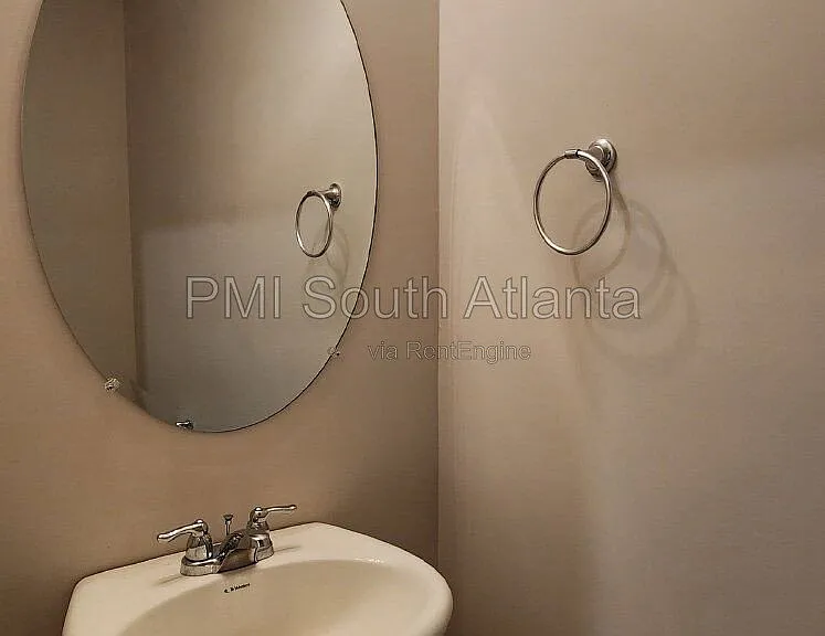 116 Dogwood Ln — Photo 5
