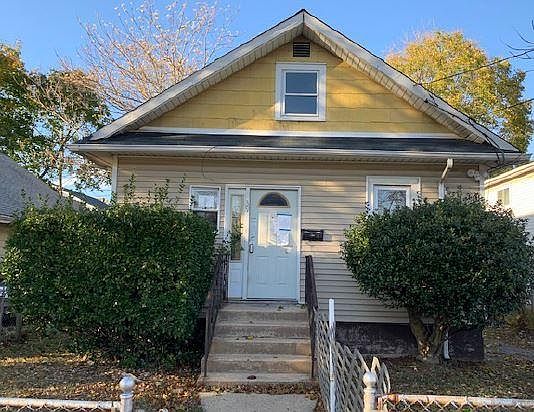 1st image of 39 E Centennial Ave