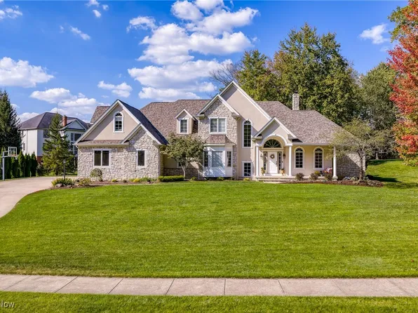 39565 Patterson Ln, Solon, OH 44139