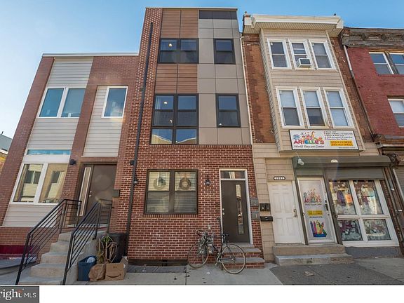 2nd image of 1000 N Marshall St #2