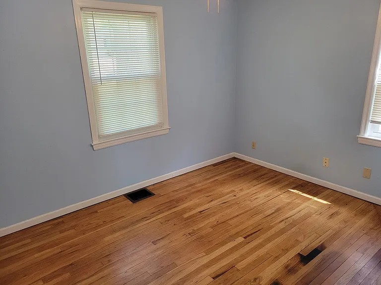 6720 Floyd St — Photo 18