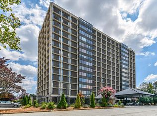 1101 N Elm St Unit 805, Greensboro, NC 27401