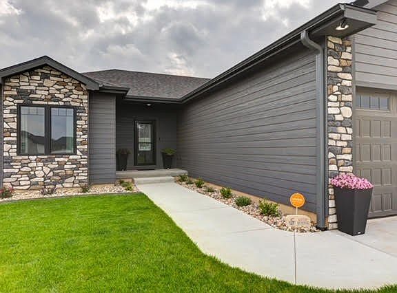 3rd image of 2743 Wet Stone Dr