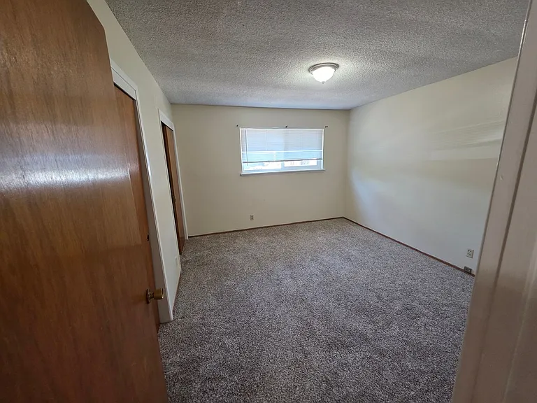 2201-2221 Princeton Dr — Photo 22
