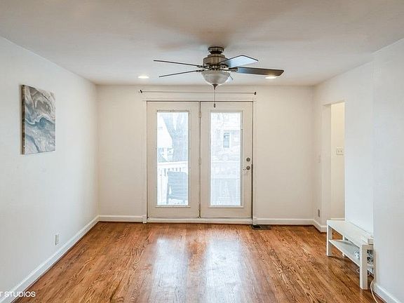 4th image of 2443 N Ashland Ave #1