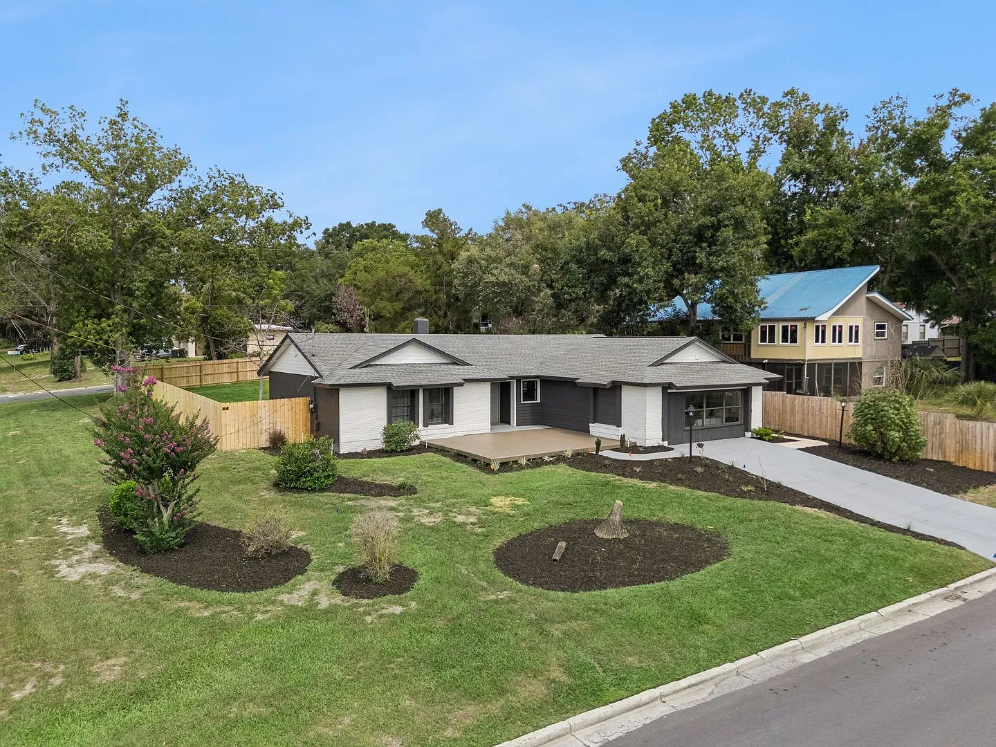 Lake Front Rental With Dock On Clermont Chain!! — Photo 4