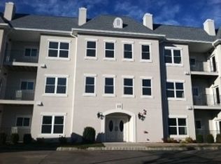 1116 Brittany Dr, Wayne, NJ 07470