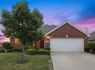 2800 Lone Ranger Trl, Little Elm, TX 75068