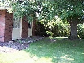 3rd image of 23 Lakeview Dr