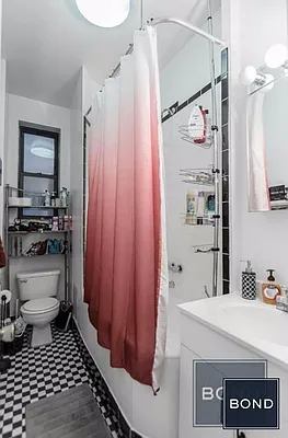 Rented by Bond New York | media 7