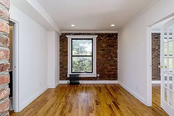 Rented by The Agency | media 4