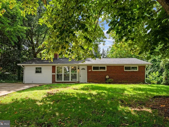 6216 Climbhill Rd, Alexandria, VA 22310