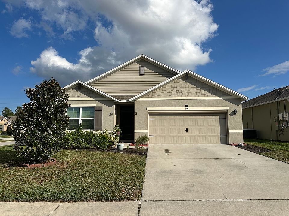 1st image of 301 Pitch Pine Dr