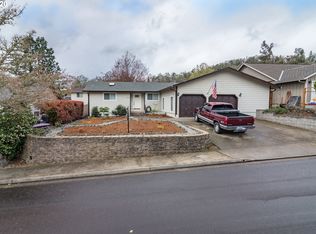 1360 NW Vallejo Dr, Roseburg, OR 97471