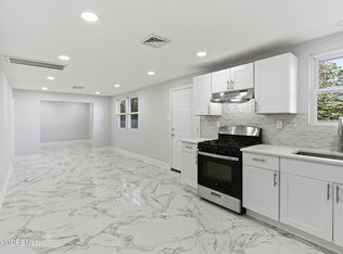 105 Floyd Lane, Tuckerton, NJ