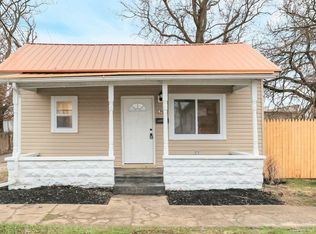 16 N Buena Vista St, Newark, OH 43055