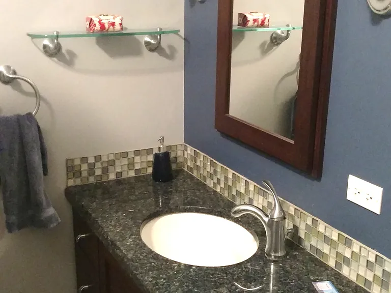 370 E Kensington Ave — Photo 20