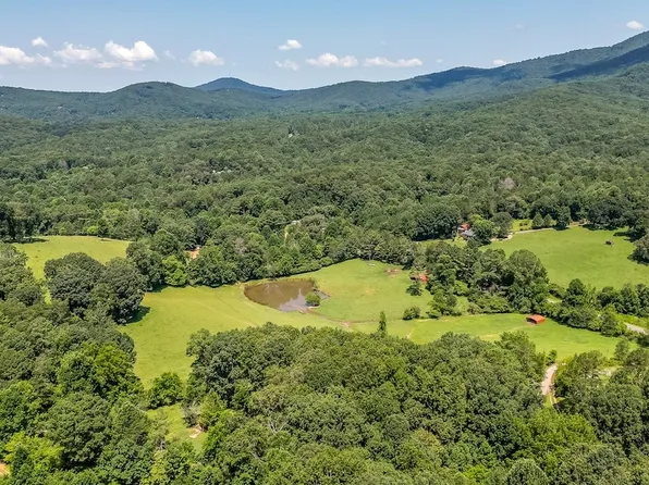 94 Cantrell Rd, Ellijay, GA 30536