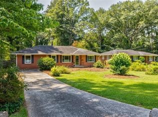 2343 Hunting Valley Dr, Decatur, GA 30033