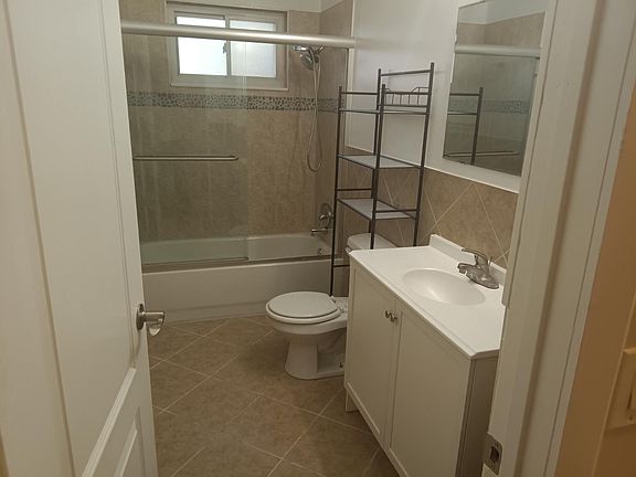 4th image of 3603 S Shalimar St