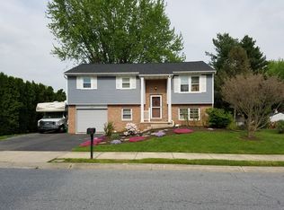 309 Cardinal Rd, Lititz, PA 17543