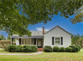 219 N Randolph St, Liberty, NC 27298