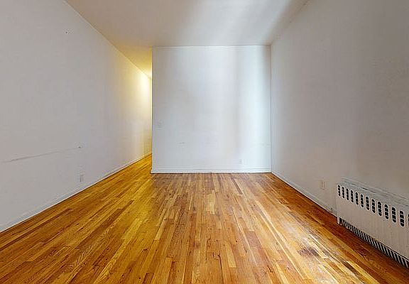 5th image of 233 E 81st St APT 3C
