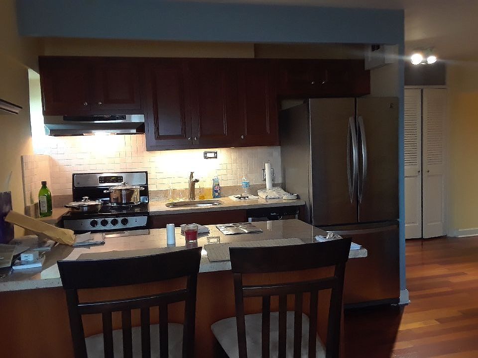 1st image of 4960 N Marine Dr APT 817